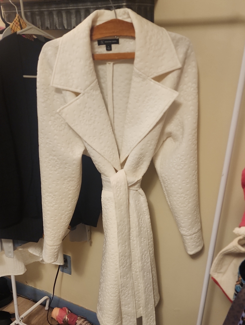 INC International Concepts Cream Quilted Tie-Waist Trench Coat